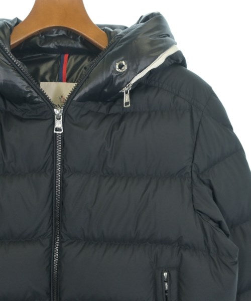 MONCLER 羽絨夾克/背心