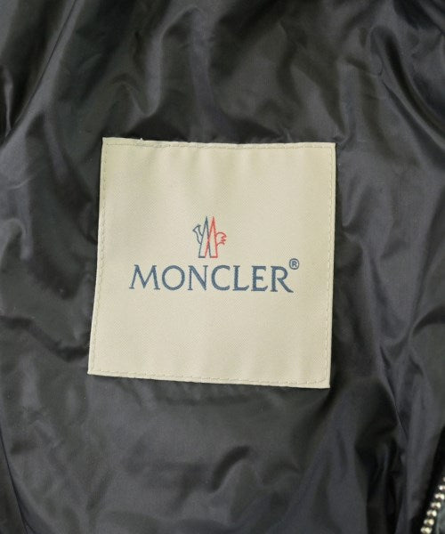 MONCLER 羽絨大衣