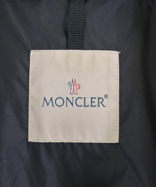 MONCLER 羽絨大衣