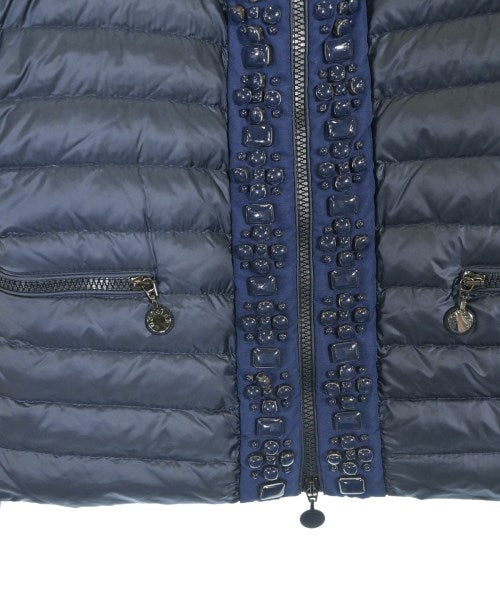 MONCLER 羽絨夾克/背心
