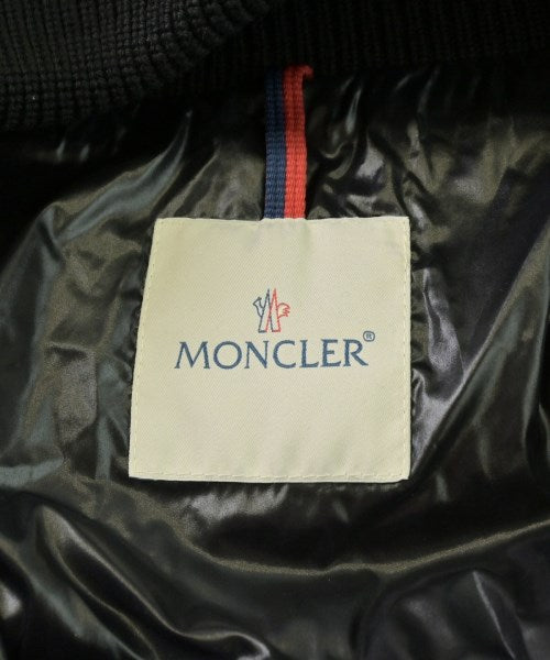 MONCLER 羽絨大衣