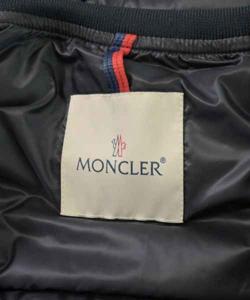 MONCLER 羽絨夾克/背心