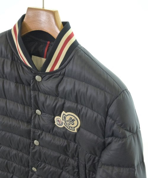 MONCLER 羽絨夾克/背心