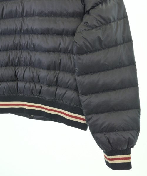 MONCLER 羽絨夾克/背心