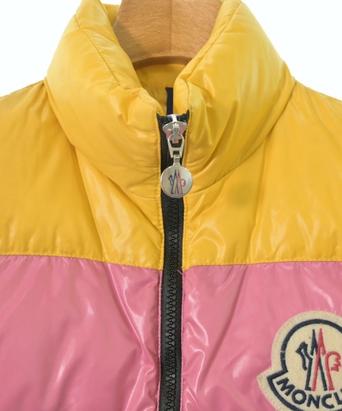 MONCLER 羽絨夾克/背心