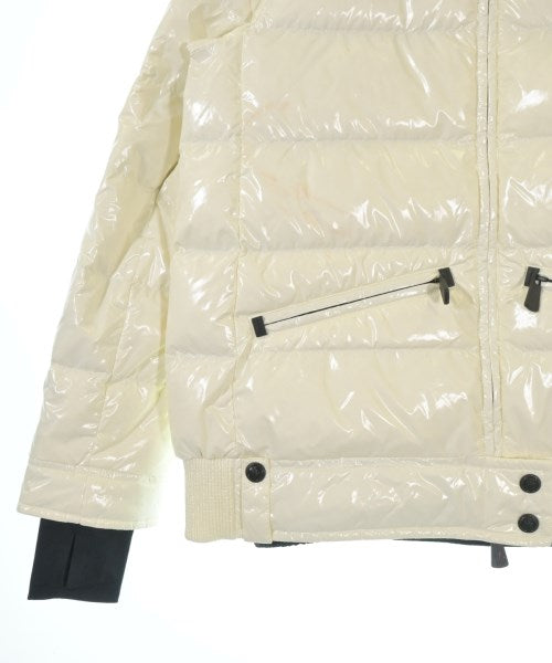 MONCLER GRENOBLE 羽絨夾克/背心