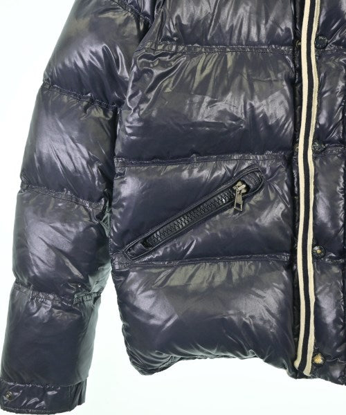 MONCLER 羽絨夾克/背心