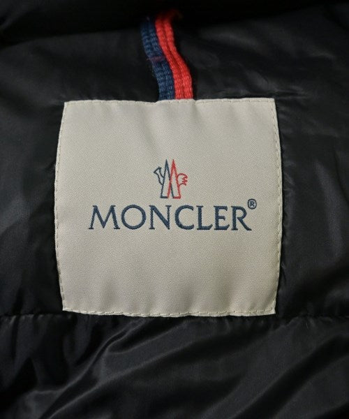 MONCLER 羽絨夾克/背心