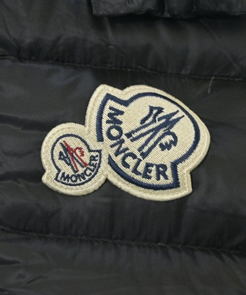 MONCLER 羽絨夾克/背心