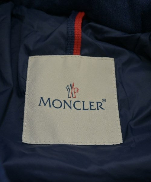 MONCLER 羽絨夾克/背心