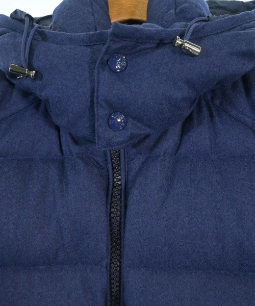 MONCLER 羽絨夾克/背心
