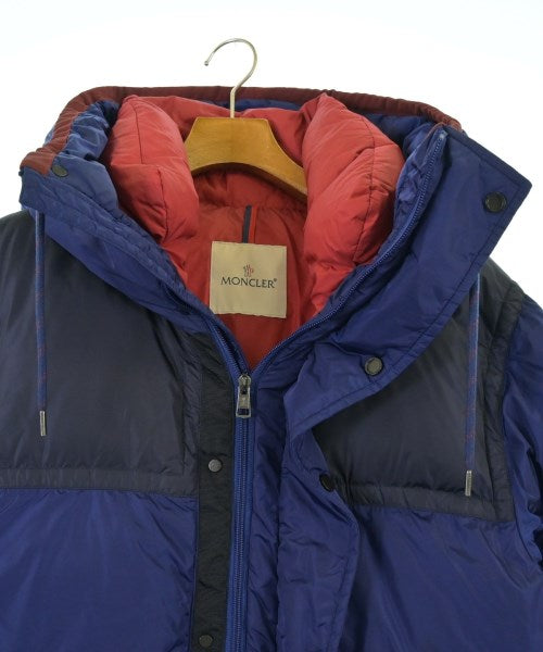 MONCLER 羽絨夾克/背心