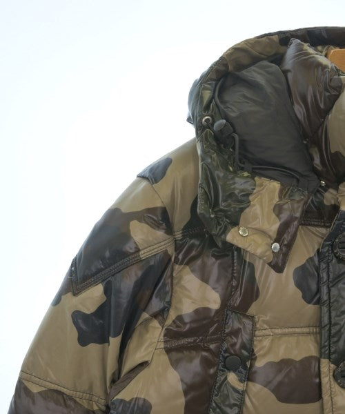 MONCLER 羽絨夾克/背心