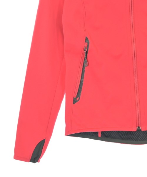 MAMMUT 山系外套