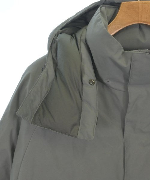 Marmot 羽絨夾克/背心