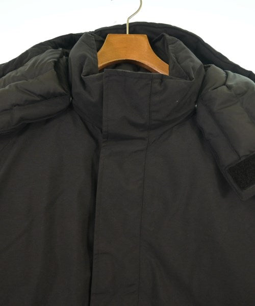 Marmot 羽絨夾克/背心