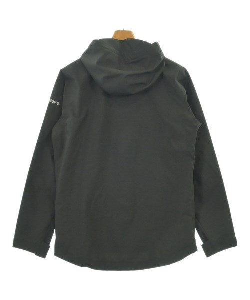 Lowe alpine 山系外套
