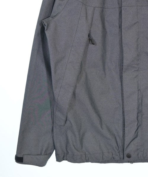 Columbia 山系外套