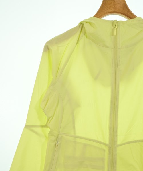 MOUNTAIN HARD WEAR 山系外套