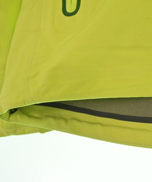 MOUNTAIN HARD WEAR 山系外套