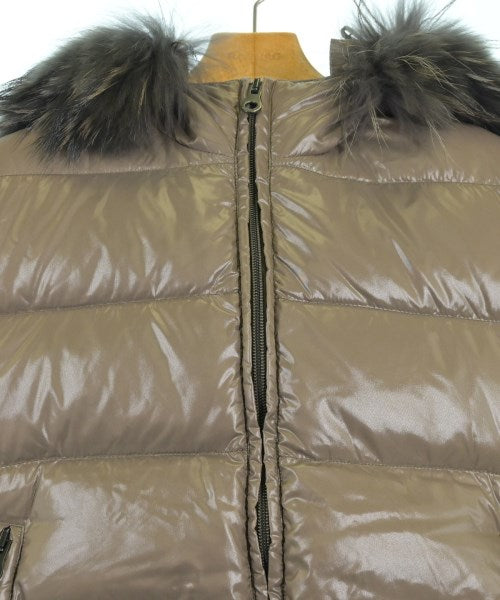 DUVETICA 羽絨夾克/背心