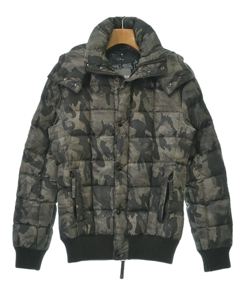 AKM 羽絨夾克/背心