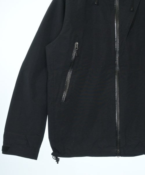 Helly Hansen 山系外套