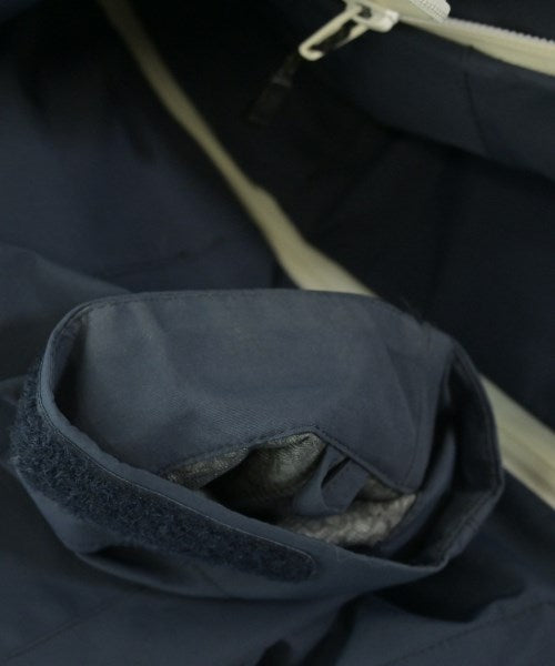 Helly Hansen 山系外套