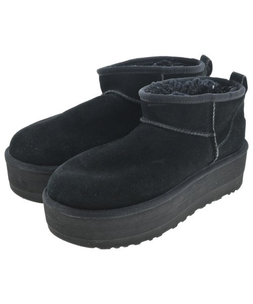 UGG 靴子