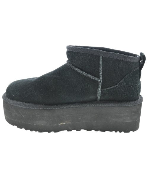UGG 靴子