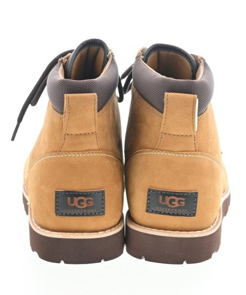 UGG 靴子
