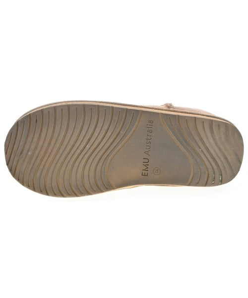 emu 靴子