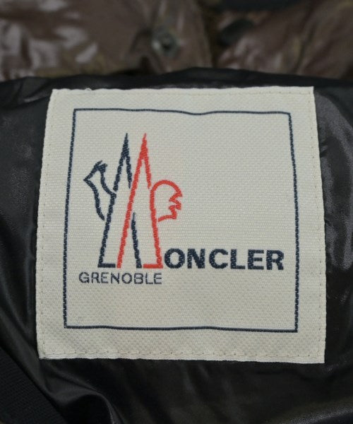 MONCLER GRENOBLE 羽絨夾克/背心