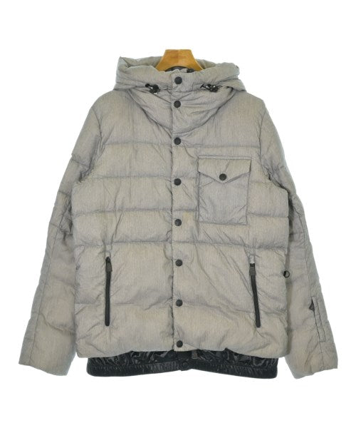 MONCLER GRENOBLE 羽絨夾克/背心