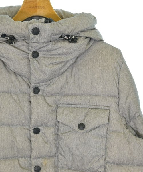 MONCLER GRENOBLE 羽絨夾克/背心