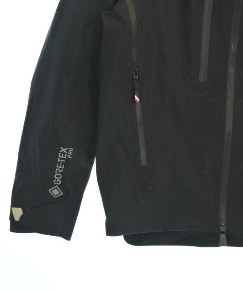 MONCLER GRENOBLE 山系外套