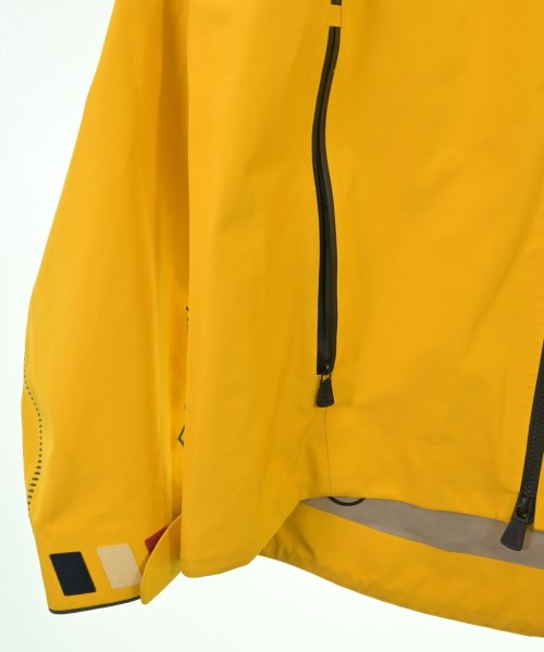 MONCLER GRENOBLE 山系外套