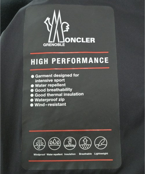 MONCLER GRENOBLE 羽絨夾克/背心