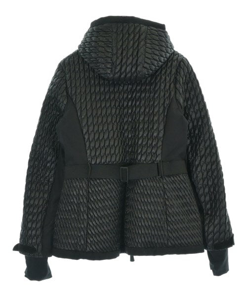 MONCLER GRENOBLE 羽絨夾克/背心
