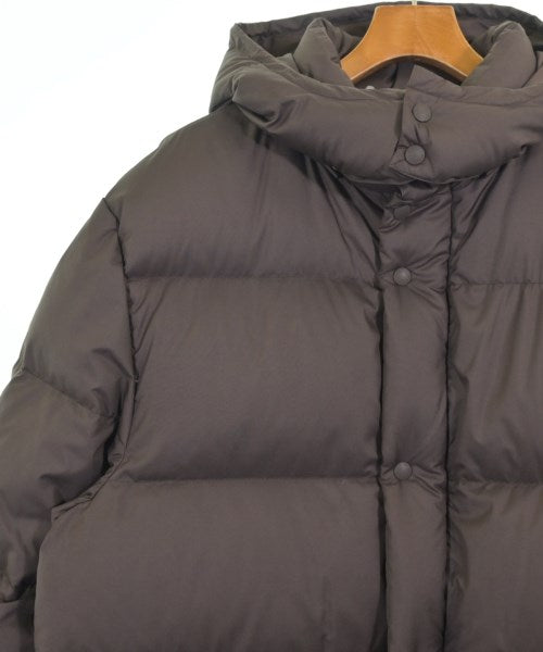 MONCLER GRENOBLE 羽絨夾克/背心