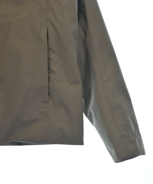 ARC'TERYX VEILANCE 羽絨夾克/背心