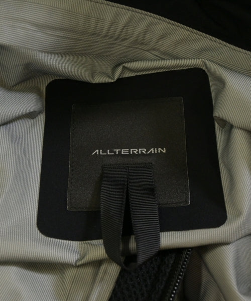 DESCENTE 山系外套