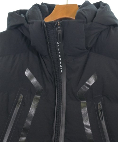 DESCENTE 羽絨夾克/背心