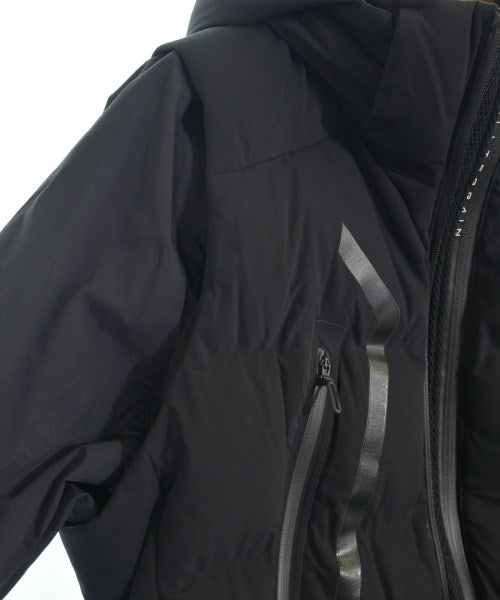 DESCENTE 羽絨夾克/背心