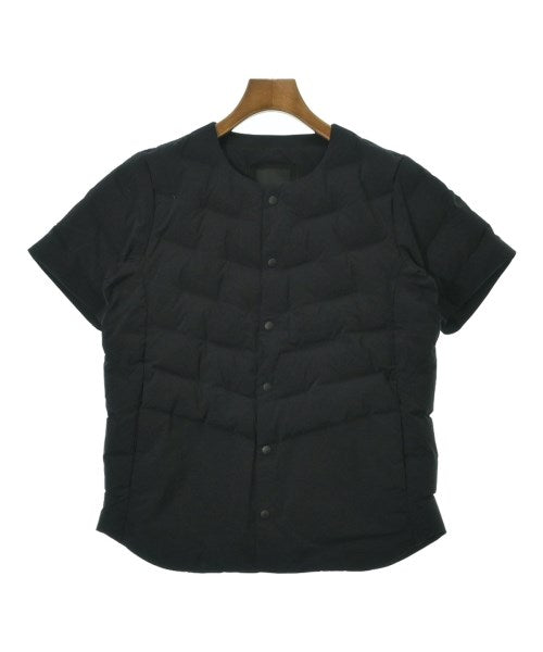 DESCENTE 羽絨夾克/背心