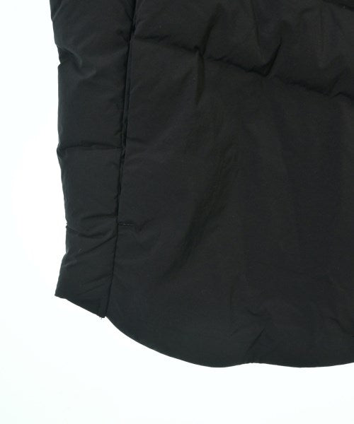 DESCENTE 羽絨夾克/背心