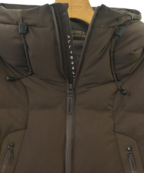 DESCENTE 羽絨夾克/背心