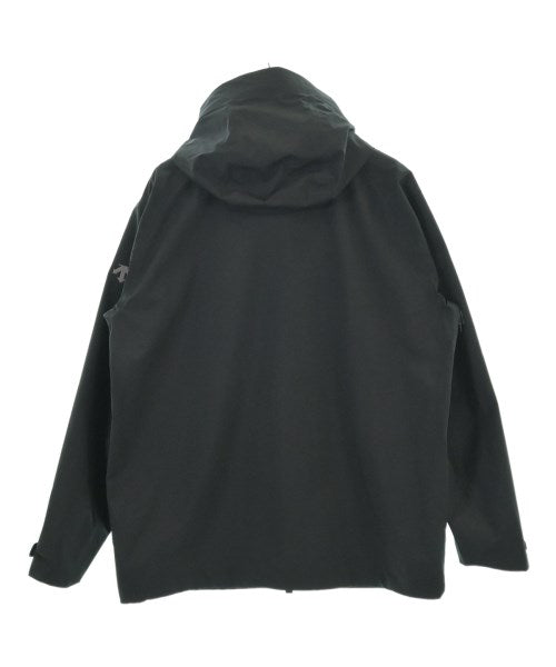 DESCENTE 山系外套