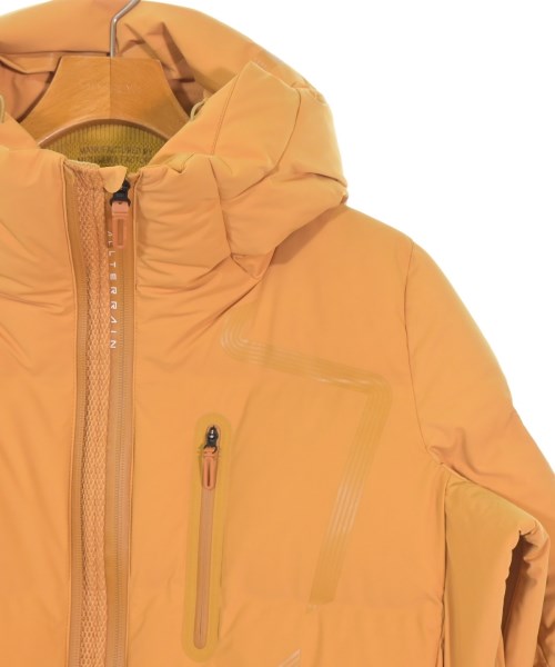 DESCENTE 羽絨夾克/背心