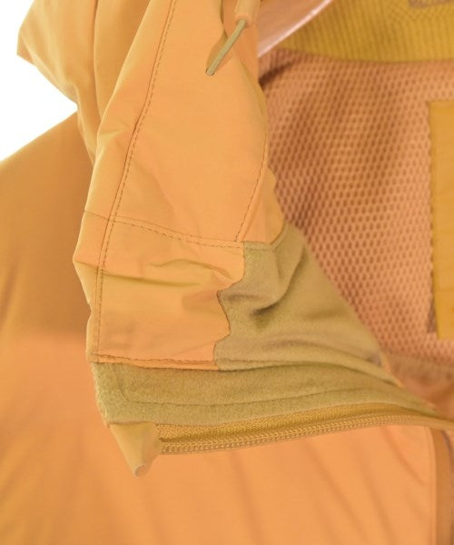 DESCENTE 羽絨夾克/背心